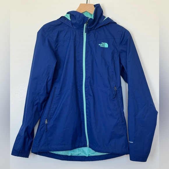 The North Face Jackets & Blazers - North face Jacket Blue Size Medium 013/264